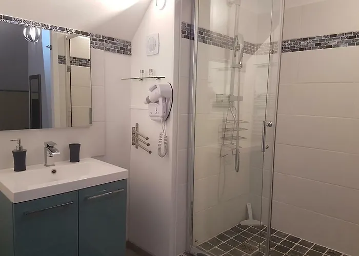 Pensjonat Au Clos De La Beauce Cléres