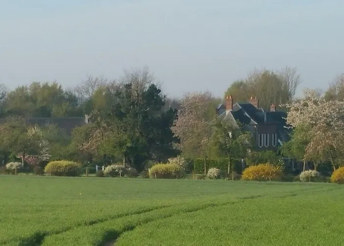 Au Clos De La Beauce Pensjonat *